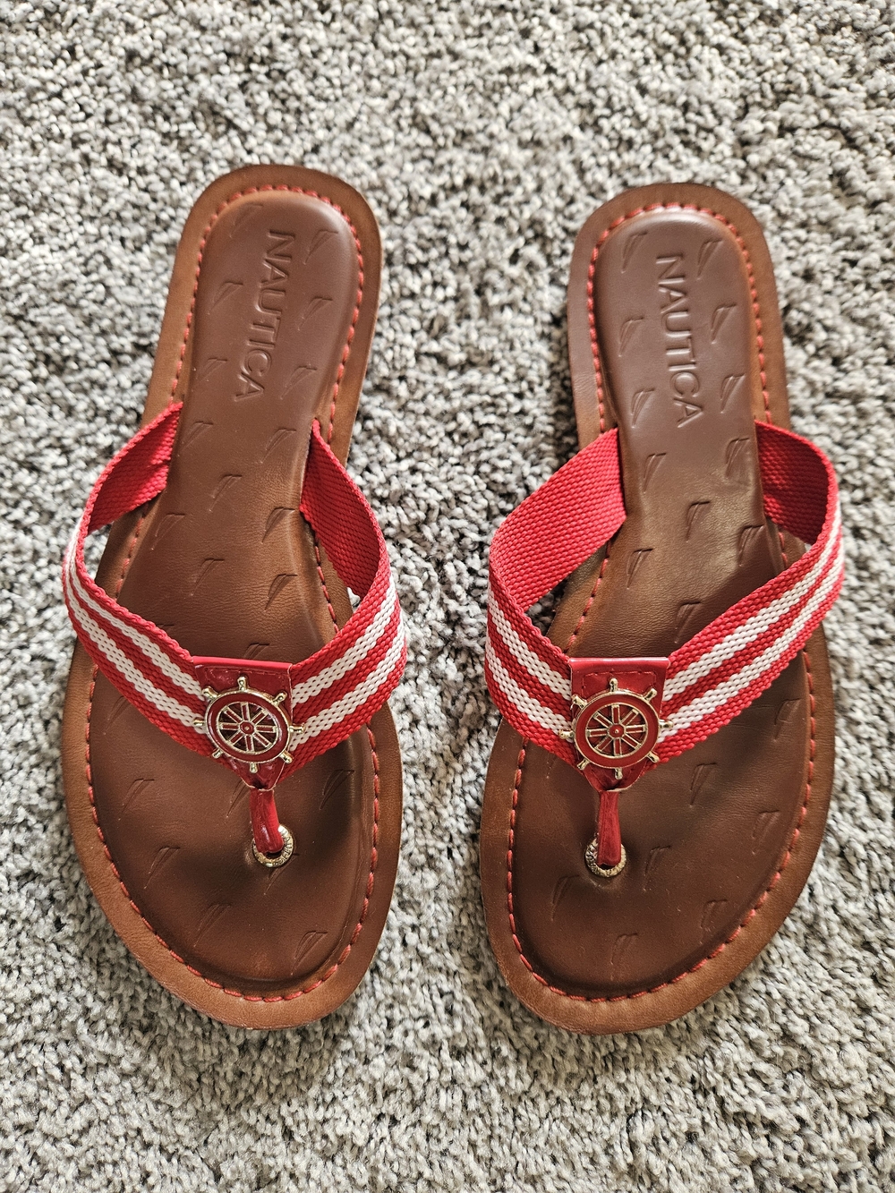 Nautica Women's Red Striped Thong Sandals⚓️